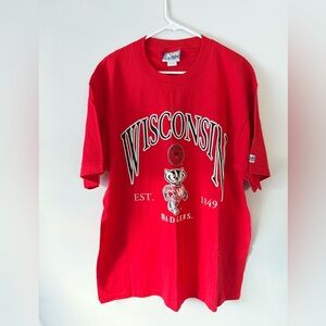 VTG Lee Sport Wisconsin Badgers Cotton Graphic T-Shirt Red Black Size XL Unisex